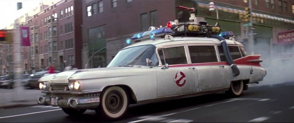 Still of Ecto 1 in Ghostbusters 2