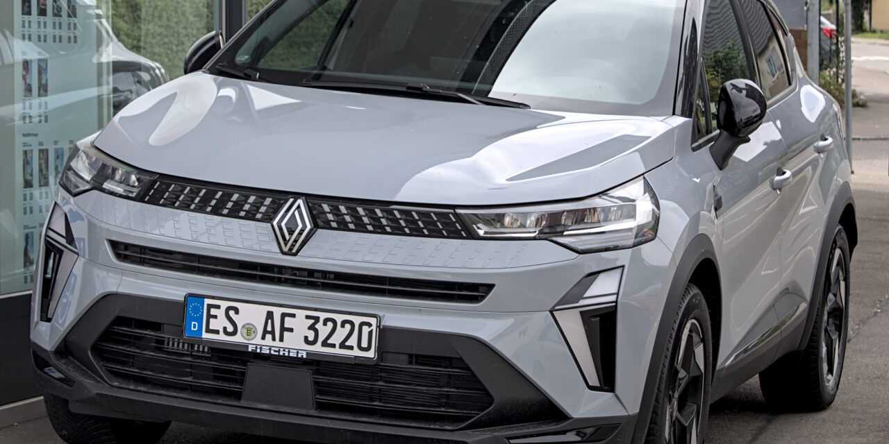 Renault Captur fog light MOT fail: what testers check first