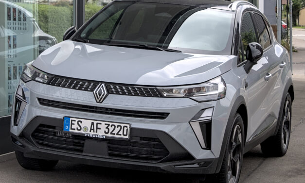 Renault Captur fog light MOT fail: what testers check first