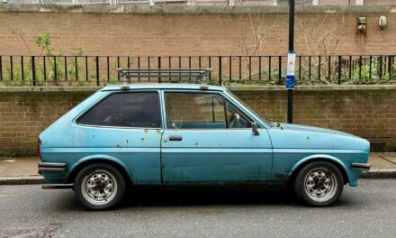 Best dash cam for Ford Fiesta: compact picks that fit properly