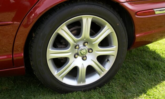 Alloy wheel refurbishment cost UK: what you’ll usually pay in 2026