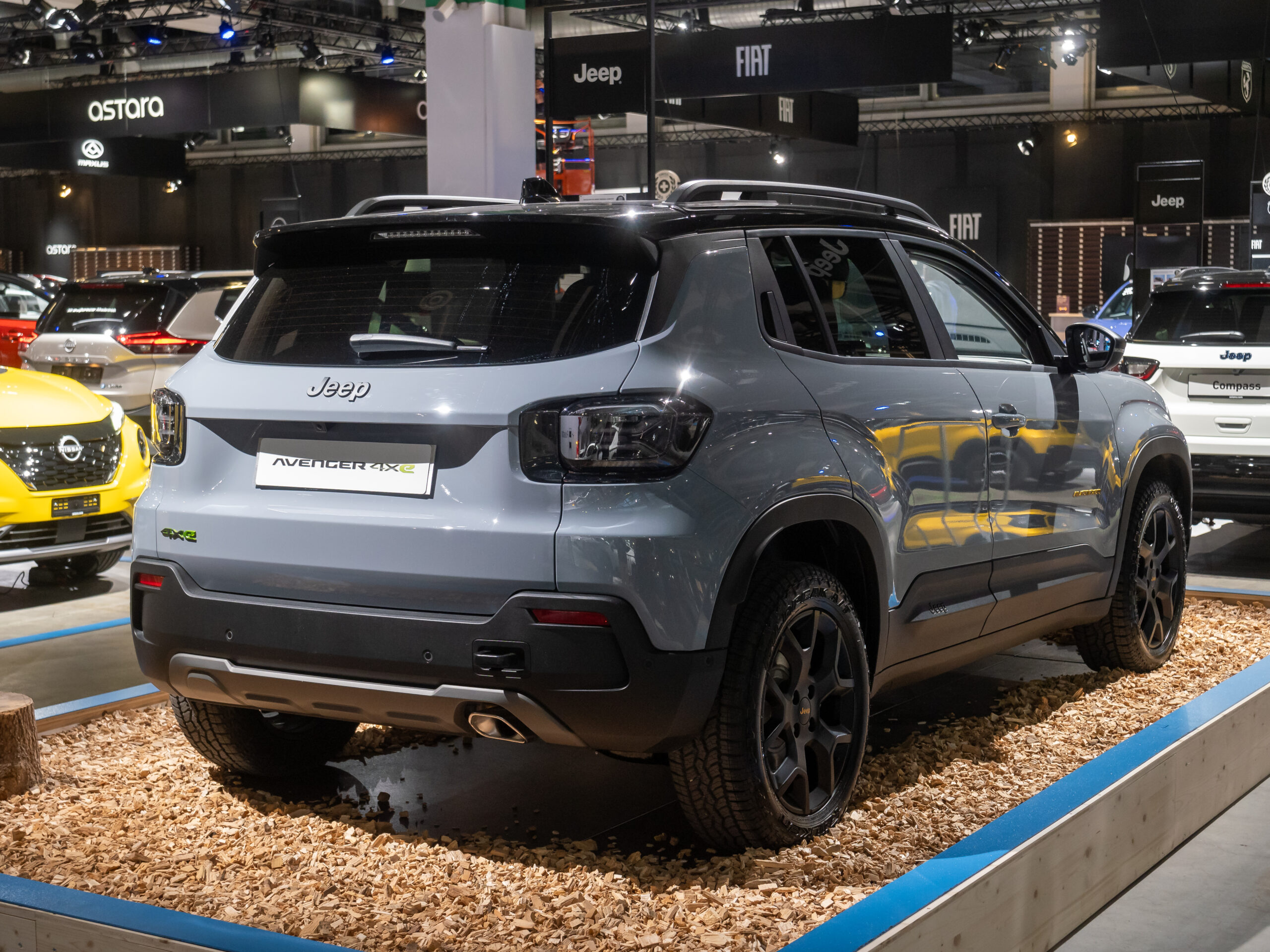 Jeep Avenger 4xe at Auto Zürich 2024