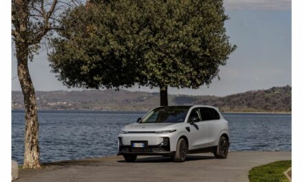 Leapmotor B10 Hybrid EV priced from £31,495: a new family SUV with a genuinely useful long-range twist