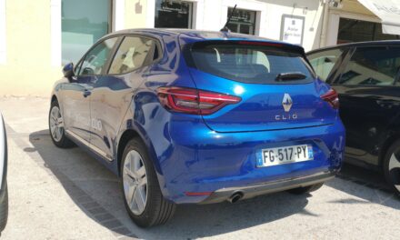 Renault Clio hazard switch MOT: what to check first