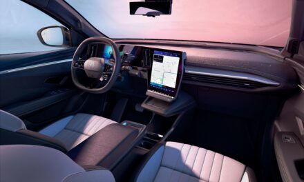 Renault Scenic joins the top UK EV grant band: why family-car buyers should pay attention