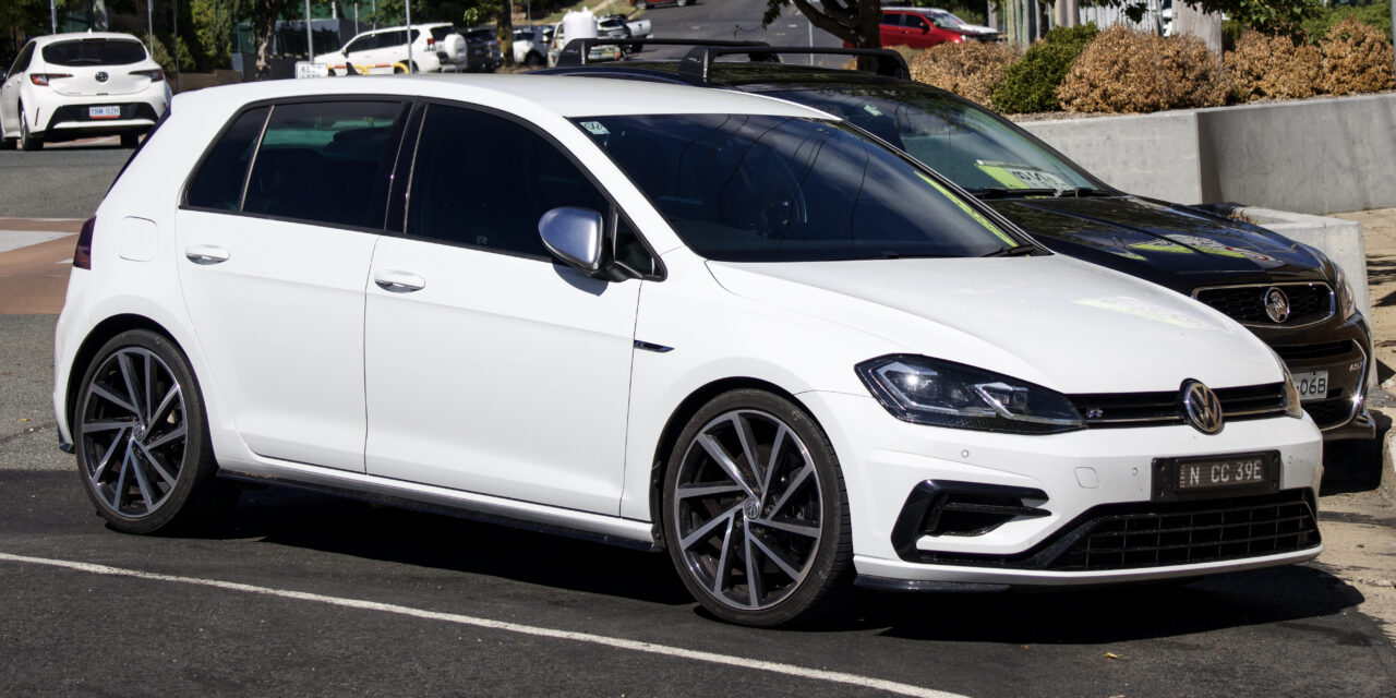 Which dash cam is best for a Volkswagen Golf? 5 compact options worth fitting