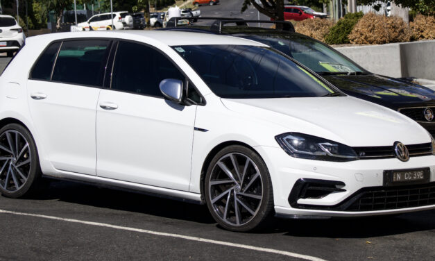 Which dash cam is best for a Volkswagen Golf? 5 compact options worth fitting