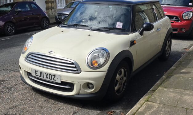 Mini Cooper power steering fluid leak: when it becomes an MOT problem