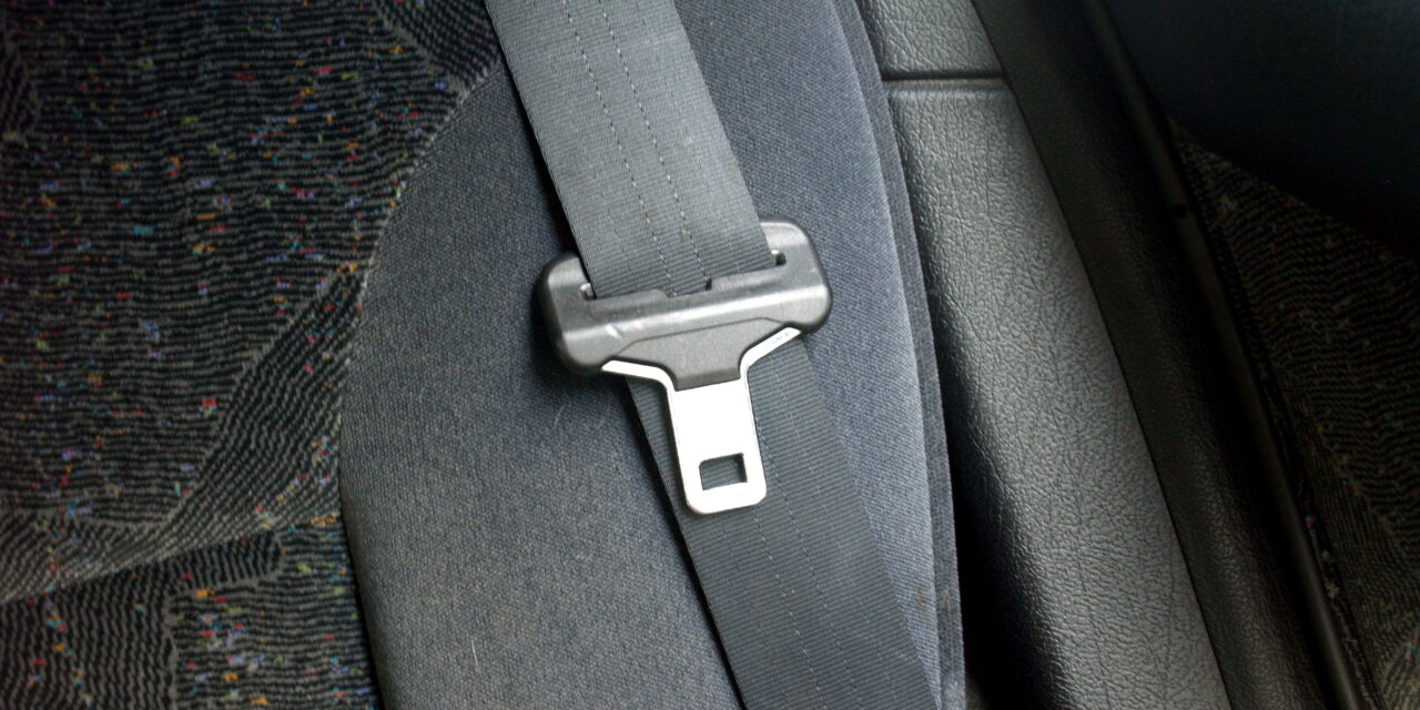 Seatbelt not retracting: will it fail an MOT?