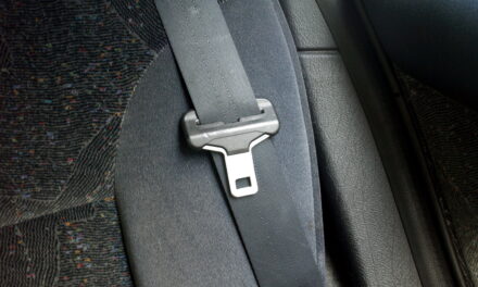 Seatbelt not retracting: will it fail an MOT?