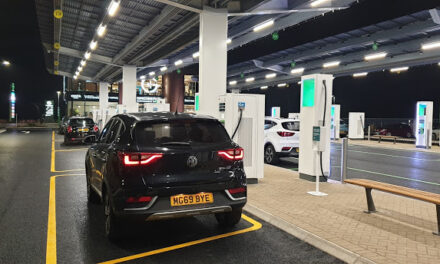 UK public EV charger network passes 120,000 as rapid hubs top 1,000