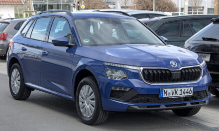 Best family SUVs for narrow parking spaces in the UK