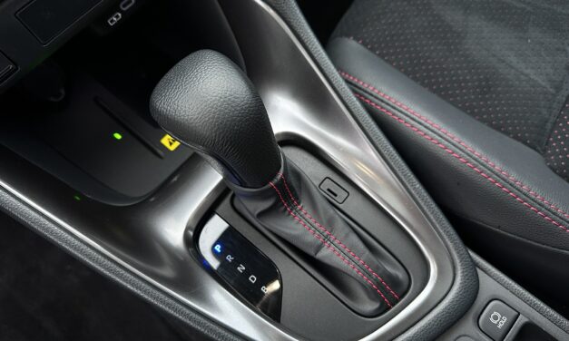 What do P, R, N and D mean in an automatic car?